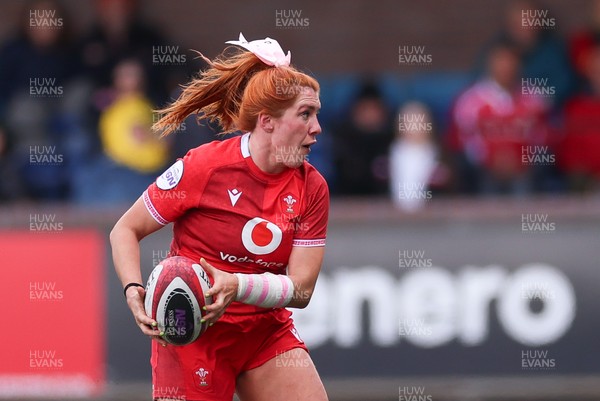 170526 - Wales v Italy, 2026 Guinness Women’s 6 Nations - Georgia Evans of Wales
