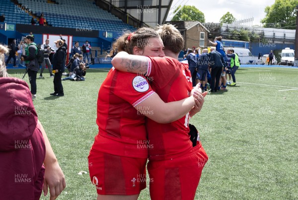 170526 - Wales v Italy, 2026 Guinness Women’s 6 Nations - Gwenllian Pyrs of Wales and Donna Rose of Wales at the end of the match