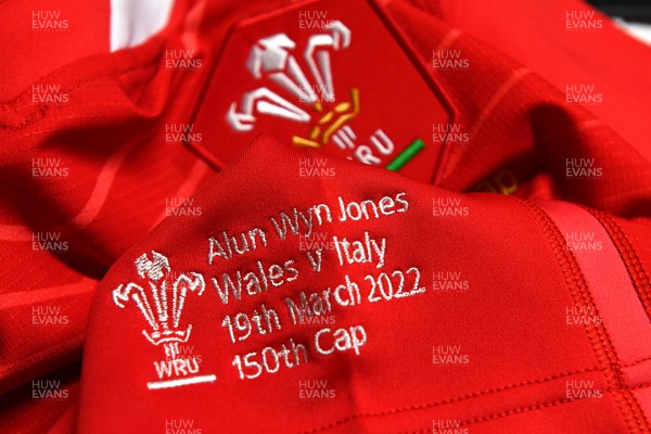 190322 - Wales v Italy - Guinness Six Nations - Alun Wyn Jones of Wales jersey in the dressing room