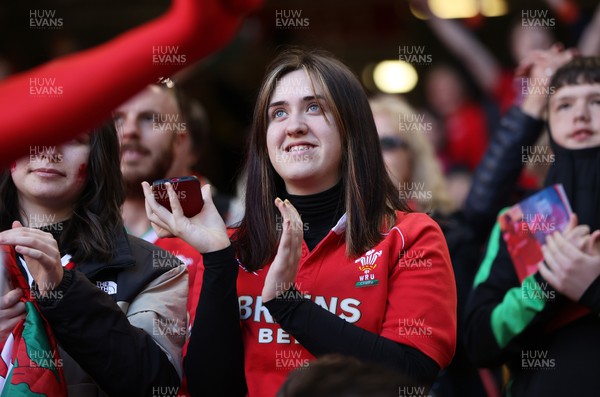 190322 - Wales v Italy - Guinness 6 Nations - Wales fans