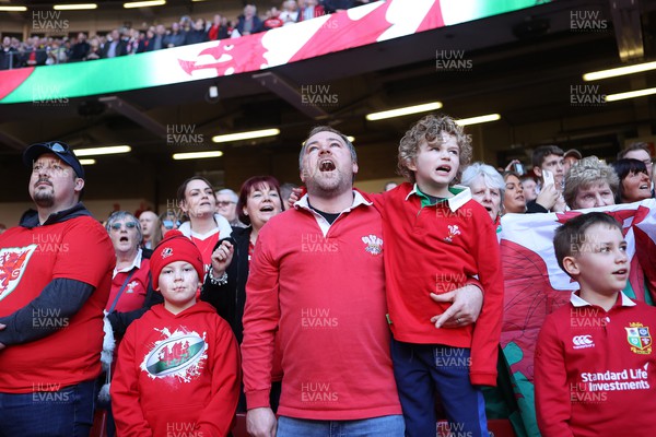 190322 - Wales v Italy - Guinness 6 Nations - Wales fans