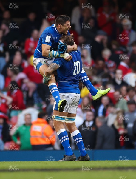 190322 Wales v Italy, Guinness Six Nations 2022 - Juan Ignacio Brex of Italy and Niccolo Cannone of Italy celebrate on the final whistle