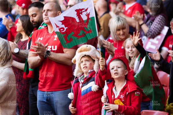 190322 Wales v Italy, Guinness Six Nations 2022 - Wales fans at the match