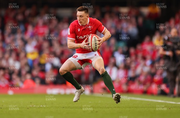 190322 Wales v Italy, Guinness Six Nations 2022 - Josh Adams of Wales