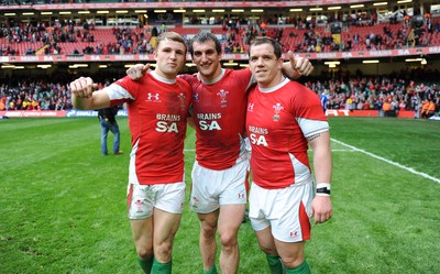 20.03.10 - Wales v Italy - RBS Six Nations 2010 - Tom Prydie, Sam Warburton and Paul James of Wales celebrate win. 