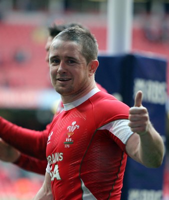 19.03.10 Wales v Italy... Wales Shane Williams celebrates. 