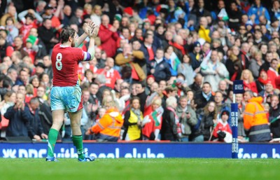 20.03.10 - Six Nations Rugby, Wales v Italy Wales' Ryan Jones shows his appreciation to the fans at the end of the match 