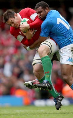 20.03.10 ... Wales v Italy, RBS 6 Nations 2010 -  Wales' Gareth Delve is tackled by Italy's Manoa Vosawai  