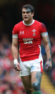 20.03.10 ... Wales v Italy, RBS 6 Nations 2010 -  Wales' Jamie Roberts    