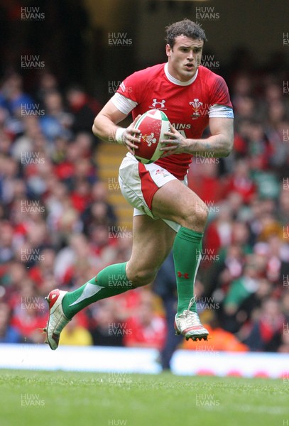 19.03.10 Wales v Italy... Wales Jamie Roberts. 