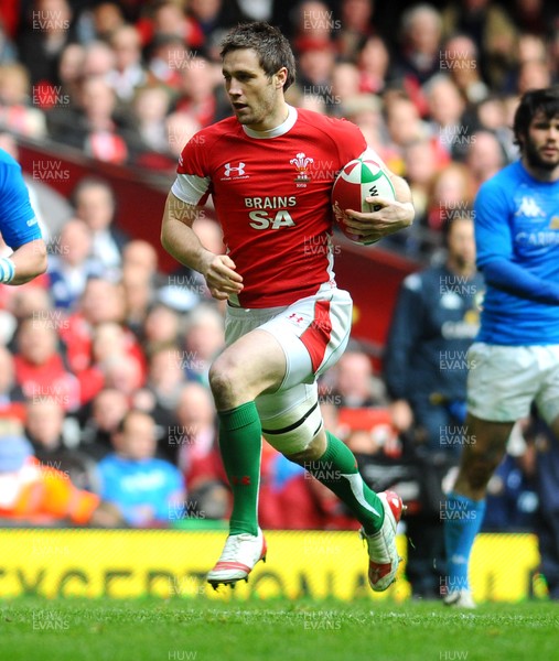 20.03.10 - Six Nations Rugby, Wales v Italy Wales' Andrew Bishop 