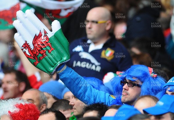 20.03.10 - Six Nations Rugby, Wales v Italy Italy rugby fans 