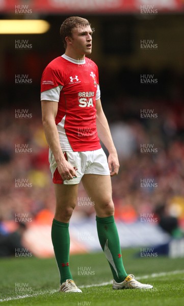 20.03.10 ... Wales v Italy, RBS 6 Nations 2010 -  Wales' Tom Prydie  