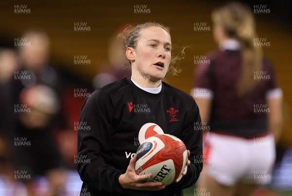 270424 - Wales v Italy, Guinness Women’s 6 Nations -  Jenny Hesketh of Wales during warm up