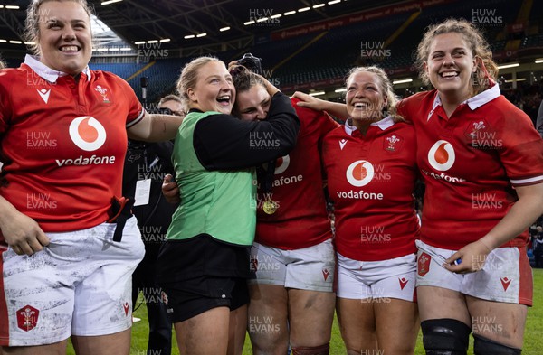 270424 - Wales v Italy, Guinness Women’s 6 Nations - Gwenllian Pyrs of Wales is congratulated on Player of the Match by team mates at the end of the match
