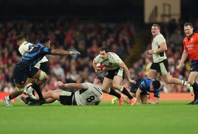 151125 - Wales v Japan, Quilter Nations Series - Tomos Williams of Wales breaks away