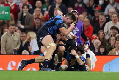 151125 - Wales v Japan - Quilter Nations Series - Harry Hockings of Japan is given a yellow card for this tackle on Alex Mann of Wales 