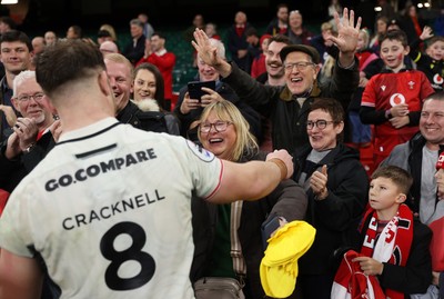151125 - Wales v Japan - Quilter Nations Series - Olly Cracknell of Wales with family at full time