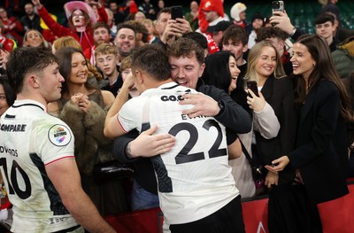 151125 - Wales v Japan - Quilter Nations Series - Jarrod Evans of Wales with family at full time