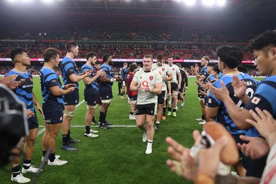 151125 - Wales v Japan - Quilter Nations Series - Dewi Lake of Wales at full time