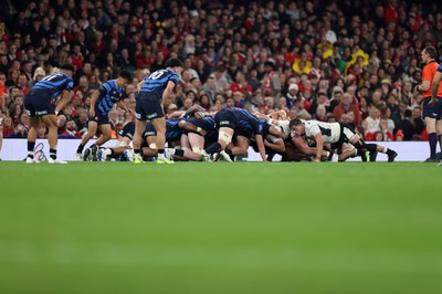 151125 - Wales v Japan - Quilter Nations Series - Scrum