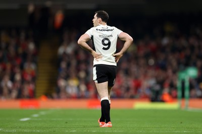 151125 - Wales v Japan - Quilter Nations Series - Tomos Williams of Wales 