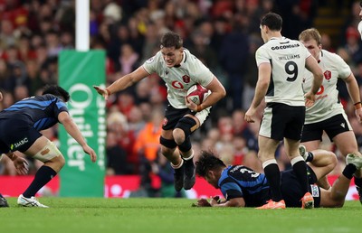 151125 - Wales v Japan - Quilter Nations Series - Alex Mann of Wales 