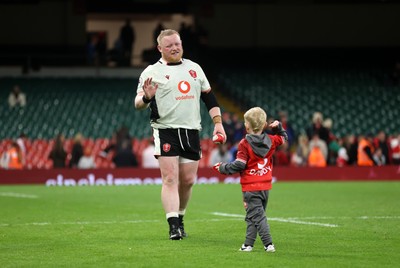 151125 - Wales v Japan - Quilter Nations Series - Keiron Assiratti of Wales 