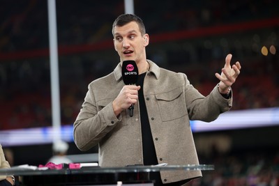 151125 - Wales v Japan - Quilter Nations Series - Sam Warburton working for TNT Sports