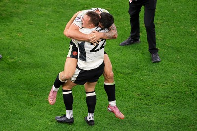 151125 - Wales v Japan - Quilter Nations Series - Jarrod Evans of Wales celebrates winning the game for Wales