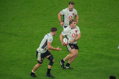 151125 - Wales v Japan - Quilter Nations Series - Archie Griffin of Wales