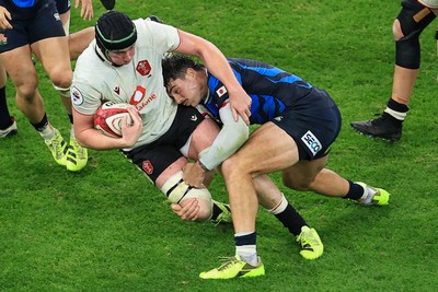 151125 - Wales v Japan - Quilter Nations Series - Adam Beard of Wales