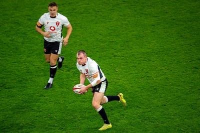 151125 - Wales v Japan - Quilter Nations Series - Nick Tompkins of Wales