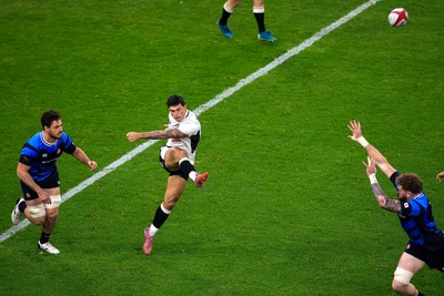 151125 - Wales v Japan - Quilter Nations Series - Louis Rees-Zammit of Wales