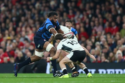 151125 - Wales v Japan - Quilter Nations Series - Faulua Makisi of Japan takes on Olly Cracknell and Dan Edwards of Wales