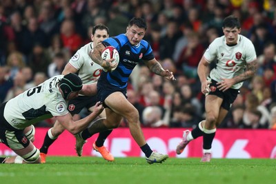 151125 - Wales v Japan - Quilter Nations Series - Charlie Lawrence of Japan is tackled by Adam Beard of Wales