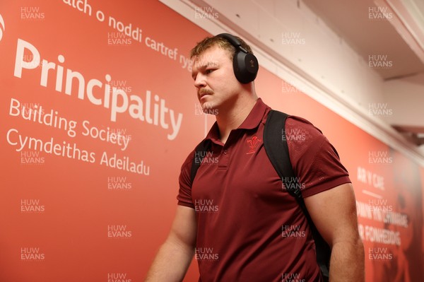 151125 - Wales v Japan - Quilter Nations Series - Dewi Lake of Wales arrives at the stadium