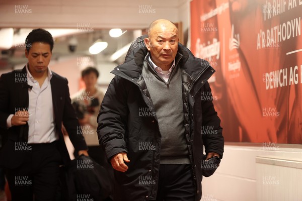 151125 - Wales v Japan - Quilter Nations Series - Japan Head Coach Eddie Jones arrives at the stadium