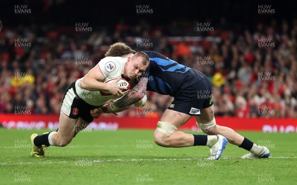 151125 - Wales v Japan - Quilter Nations Series - Nick Tompkins of Wales scores a try