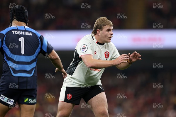 151125 - Wales v Japan - Quilter Nations Series - Archie Griffin of Wales 