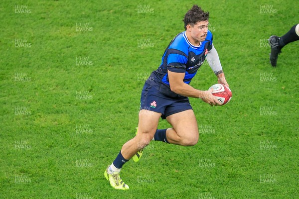 151125 - Wales v Japan - Quilter Nations Series - Dylan Riley of Japan