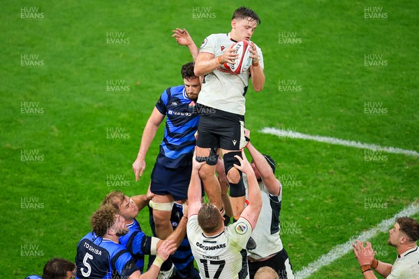 151125 - Wales v Japan - Quilter Nations Series - Alex Mann of Wales  