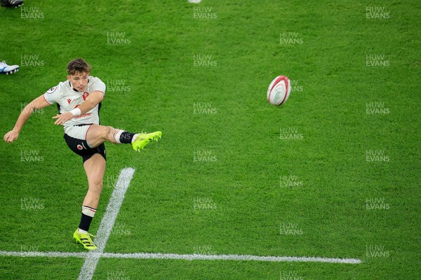 151125 - Wales v Japan - Quilter Nations Series - Dan Edwards of Wales