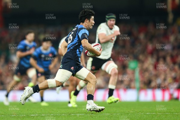 151125 - Wales v Japan - Quilter Nations Series - Yoshitaka Yazaki of Japan makes a break