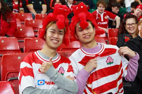 151125 - Wales v Japan - Quilter Nations Series - Japan fans before the match
