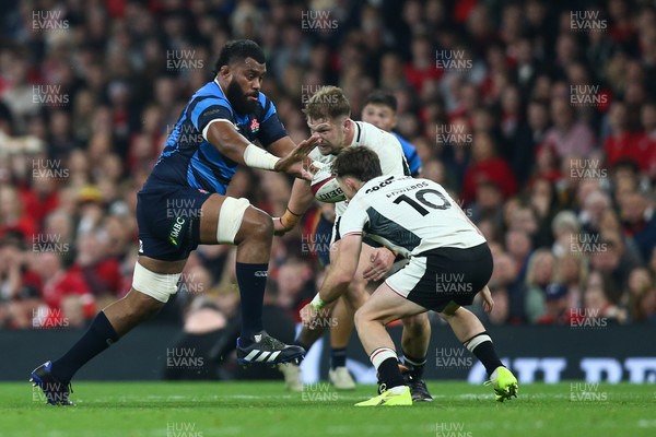 151125 - Wales v Japan - Quilter Nations Series - Faulua Makisi of Japan takes on Olly Cracknell and Dan Edwards of Wales