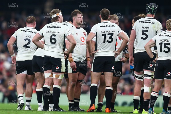 151125 - Wales v Japan - Quilter Nations Series - Seungsin Lee of Japan kicks at goal