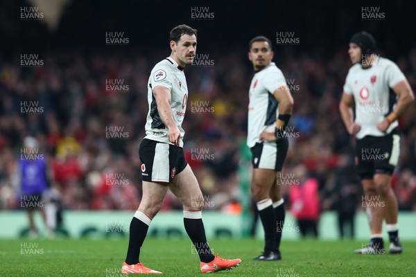 151125 - Wales v Japan - Quilter Nations Series - Tomos Williams of Wales