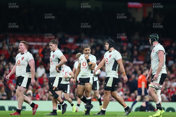 151125 - Wales v Japan - Quilter Nations Series - L to R: Rhys Carre, Alex Mann, Ben Thomas, Dafydd Jenkins and Adam Beard of Wales