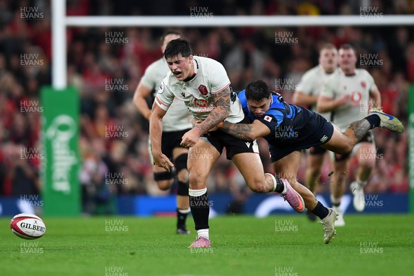 151125 - Wales v Japan - Quilter Nations Series - Louis Rees-Zammit of Wales